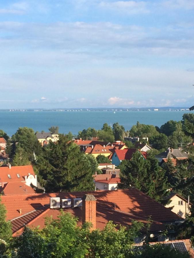 Prima Porta Vendeghaz Hotel Balatonalmádi Buitenkant foto